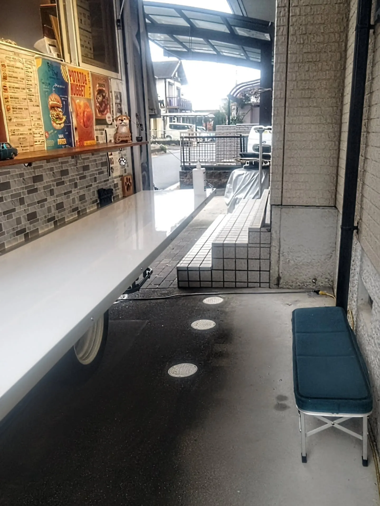 1/10(土)自宅ドッグラン前駐車場で今年初営業します(^^...